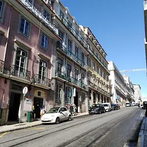 bairro-alto-chiado-2-bdr-beautifull-view.hotels-lisbon-portugal.com/