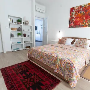  Apartment Val